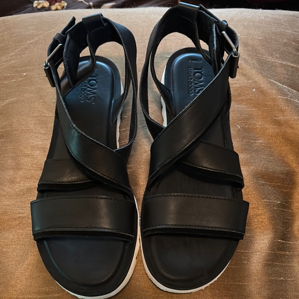 Toms Black Strappy Sandals for Everyday Comfort